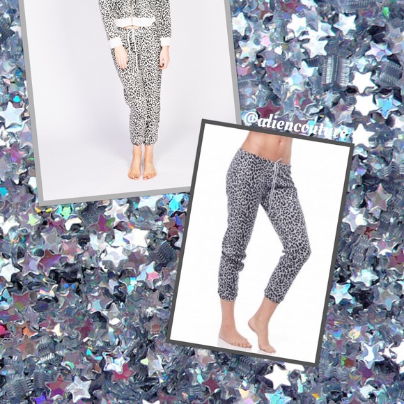 Chaser Animal Print Slouchy Pant - Picture 8 of 8